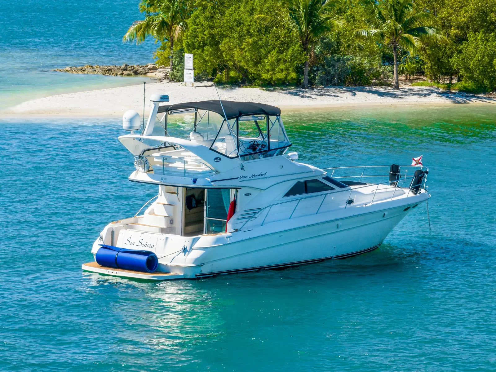 Yacht 1 of 17